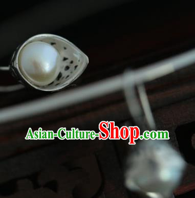 Handmade Chinese Traditional Silver Earrings Jewelry Cheongsam Pearl Ear Accessories Handmade Chinese Traditional Silver Earrings Jewelry Cheongsam Pearl Ear Accessories
