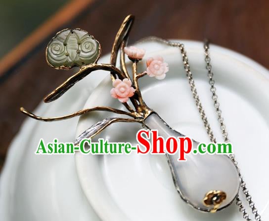 Handmade China Jade Accessories Traditional Brooch Pendant National Women Silver Jewelry Handmade China Jade Accessories Traditional Brooch Pendant National Women Silver Jewelry