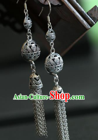 Handmade Chinese Classical Silver Tassel Earrings Traditional Ear Jewelry Hollowed Eardrop Accessories Handmade Chinese Classical Silver Tassel Earrings Traditional Ear Jewelry Hollowed Eardrop Accessories