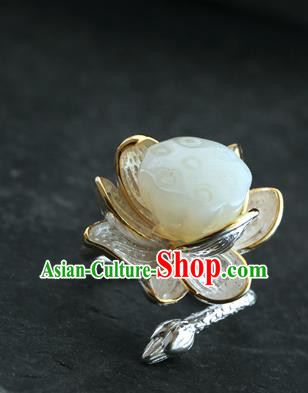 China Handmade Silver Carving Ring Traditional Jewelry Accessories White Jade Lotus Seedpod Circlet China Handmade Silver Carving Ring Traditional Jewelry Accessories White Jade Lotus Seedpod Circlet