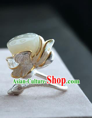 China Handmade Silver Carving Ring Traditional Jewelry Accessories White Jade Lotus Seedpod Circlet China Handmade Silver Carving Ring Traditional Jewelry Accessories White Jade Lotus Seedpod Circlet