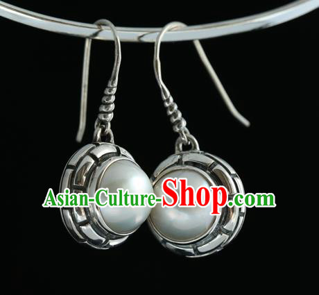 Handmade Chinese Traditional Pearl Ear Jewelry Eardrop Accessories Palace Silver Carving Earrings Handmade Chinese Traditional Pearl Ear Jewelry Eardrop Accessories Palace Silver Carving Earrings