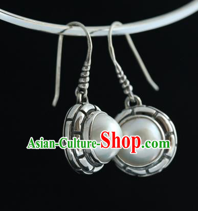 Handmade Chinese Traditional Pearl Ear Jewelry Eardrop Accessories Palace Silver Carving Earrings Handmade Chinese Traditional Pearl Ear Jewelry Eardrop Accessories Palace Silver Carving Earrings