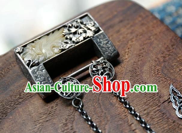 Handmade China Qing Dynasty Accessories Traditional Retro Necklace Pendant National Silver Lock Jewelry Handmade China Qing Dynasty Accessories Traditional Retro Necklace Pendant National Silver Lock Jewelry