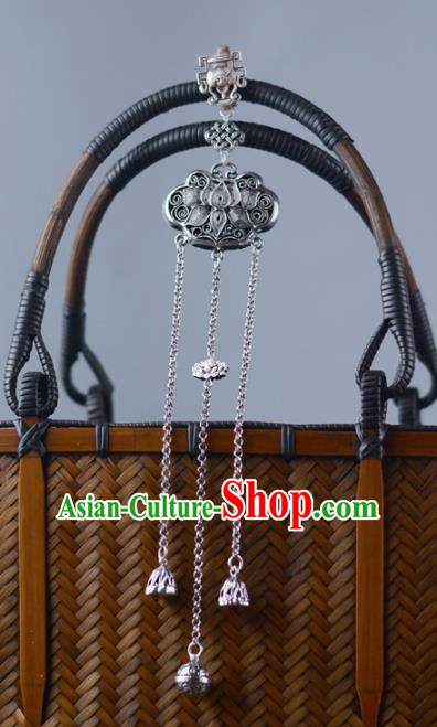 Chinese Traditional Silver Accessories Handmade Tassel Brooch Pendant Cheongsam Carving Lotus Fish Jewelry Chinese Traditional Silver Accessories Handmade Tassel Brooch Pendant Cheongsam Carving Lotus Fish Jewelry