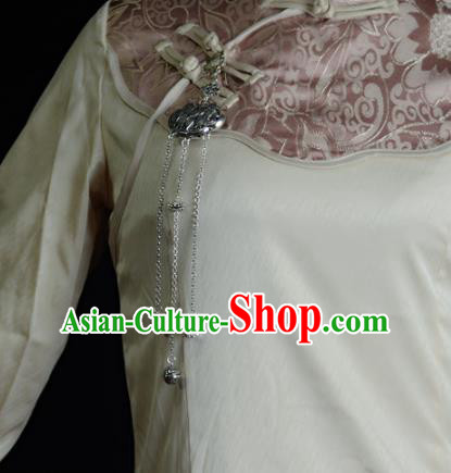 Chinese Traditional Silver Accessories Handmade Tassel Brooch Pendant Cheongsam Carving Lotus Fish Jewelry Chinese Traditional Silver Accessories Handmade Tassel Brooch Pendant Cheongsam Carving Lotus Fish Jewelry