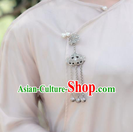 Chinese Traditional Silver Carving Bat Accessories Cheongsam Brooch Jewelry Handmade Bells Tassel Pendant