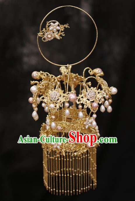 China Golden Tassel Portable Lantern Traditional Wedding Prop Bride Accessories China Golden Tassel Portable Lantern Traditional Wedding Prop Bride Accessories