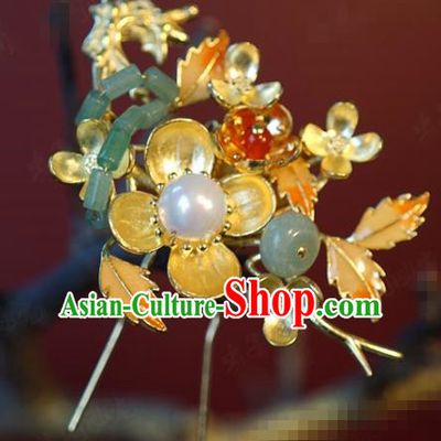 China Bride Jade Hairpin Hair Accessories Traditional Wedding Xiuhe Suit Golden Plum Hair Stick