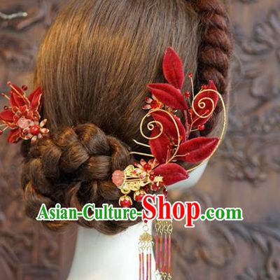 China Ancient Bride Red Velvet Hair Stick Traditional Xiuhe Suit Hair Accessories Wedding Tassel Hairpin