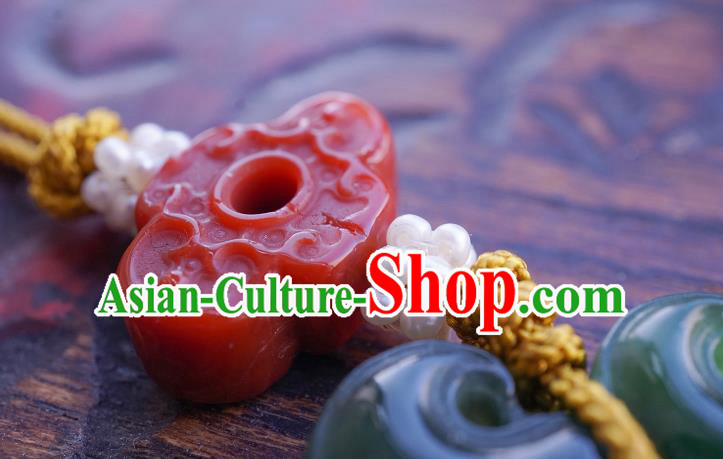 China Classical Cheongsam Brooch Traditional Handmade Hetian Jade Pendant China Classical Cheongsam Brooch Traditional Handmade Hetian Jade Pendant