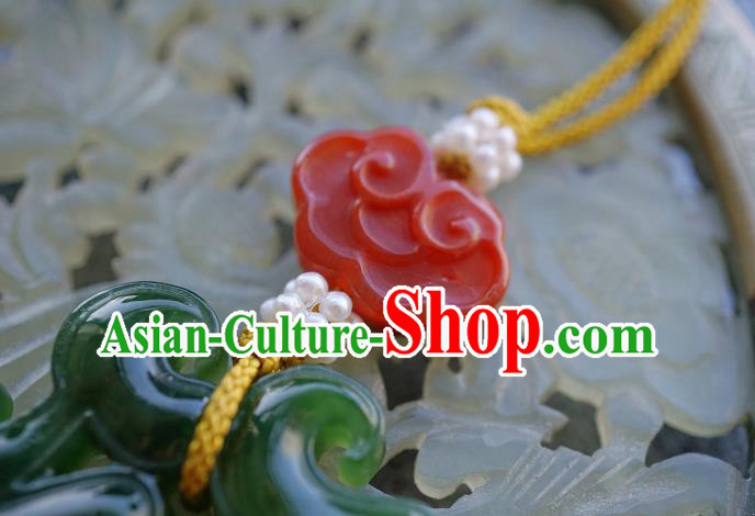 China Classical Cheongsam Brooch Traditional Handmade Hetian Jade Pendant China Classical Cheongsam Brooch Traditional Handmade Hetian Jade Pendant
