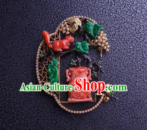 China Classical Cheongsam Carving Squirrel Brooch Traditional Handmade Jade Pearls Breastpin China Classical Cheongsam Carving Squirrel Brooch Traditional Handmade Jade Pearls Breastpin
