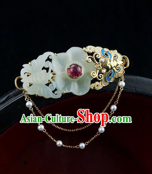 China Classical Cheongsam Jade Carving Butterfly Plum Brooch Traditional Handmade Golden Tassel Breastpin China Classical Cheongsam Jade Carving Butterfly Plum Brooch Traditional Handmade Golden Tassel Breastpin