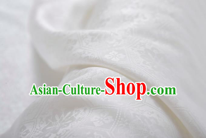 Chinese Classical Septaria Pattern Design White Silk Fabric Asian Traditional Cheongsam Brocade Material Chinese Classical Septaria Pattern Design White Silk Fabric Asian Traditional Cheongsam Brocade Material