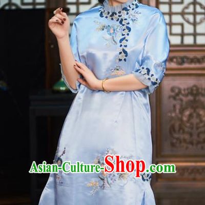 Traditional Chinese National Graceful Embroidered Light Blue Silk Cheongsam Tang Suit Qipao Dress for Women