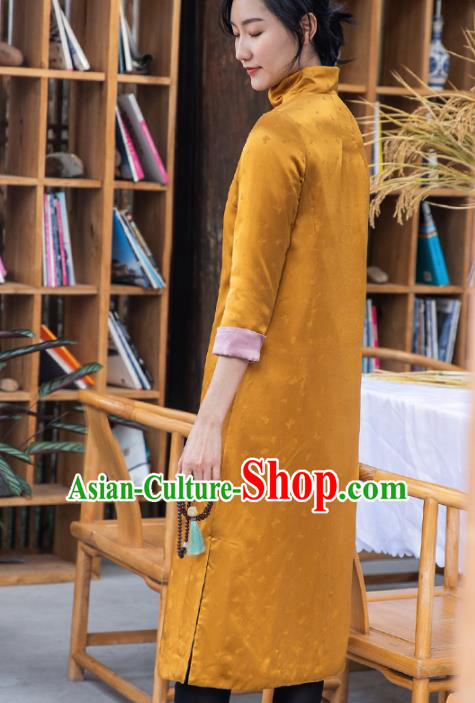 Traditional Chinese National Graceful Golden Silk Cheongsam Tang Suit Qipao Dress for Women Traditional Chinese National Graceful Golden Silk Cheongsam Tang Suit Qipao Dress for Women