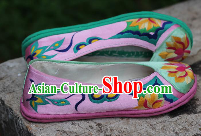 Chinese Handmade Shoes Traditional National Embroidered Lotus Shoes Hanfu Shoes for Women Chinese Handmade Shoes Traditional National Embroidered Lotus Shoes Hanfu Shoes for Women
