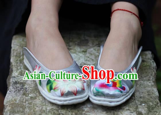Chinese Traditional National Embroidered Mandarin Duck Lotus Argent Slippers Hanfu Shoes for Women Chinese Traditional National Embroidered Mandarin Duck Lotus Argent Slippers Hanfu Shoes for Women