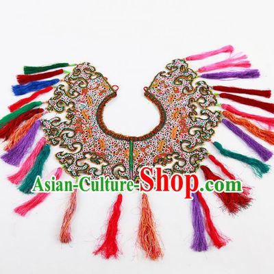 Chinese Traditional Dong Nationality Tassel Embroidered Shoulder Accessories Ethnic Embroidery Collar Craft