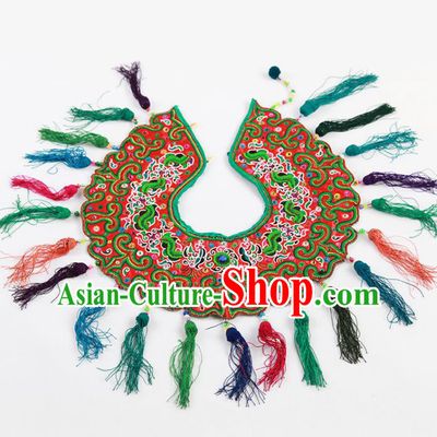 Chinese Traditional Dong Nationality Tassel Red Embroidered Shoulder Accessories Ethnic Embroidery Collar Craft