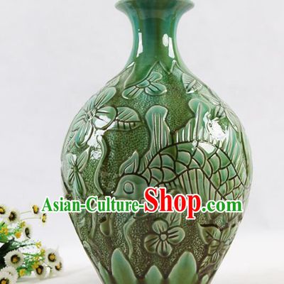 Chinese Traditional Handmade Green Carving Pottery Vase Craft