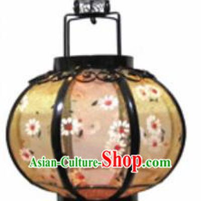 Chinese Classical Yellow Veil Round Palace Lantern Traditional Handmade Ironwork Ceiling Lamp