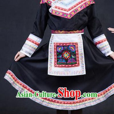 Chinese Traditional She Nationality Stage Show Black Short Dress Ethnic Minority Folk Dance Costume for Women