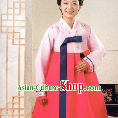 Korean Traditional Hanbok Mother of the Bride Outfit Pink Blouse and Rosy Dress Asian Korea Fashion Costume for Women