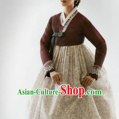 Korean Traditional Hanbok Mother of Bride Brown Blouse and Beige Dress Outfits Asian Korea Wedding Fashion Costume for Women