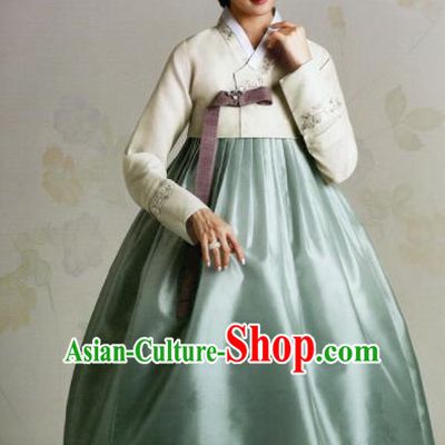 Korean Traditional Hanbok Mother White Blouse and Green Satin Dress Outfits Asian Korea Wedding Fashion Costume for Women