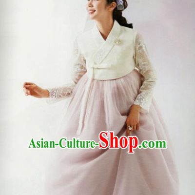 Korean Traditional Hanbok Bride White Lace Blouse and Pink Dress Outfits Asian Korea Wedding Fashion Costume for Women