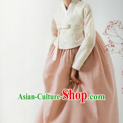 Korean Traditional Hanbok Bride Embroidered White Blouse and Pink Dress Outfits Asian Korea Wedding Fashion Costume for Women