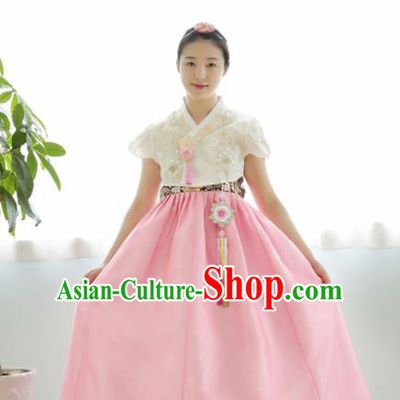 Korean Traditional Hanbok Garment White Blouse and Pink Dress Asian Korea Fashion Costume for Women