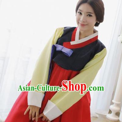 Korean Traditional Mother Hanbok Garment Black Satin Blouse and Red Dress Asian Korea Fashion Costume for Women