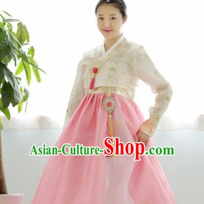 Korean Traditional Court Hanbok Garment White Blouse and Pink Dress Asian Korea Fashion Costume for Women