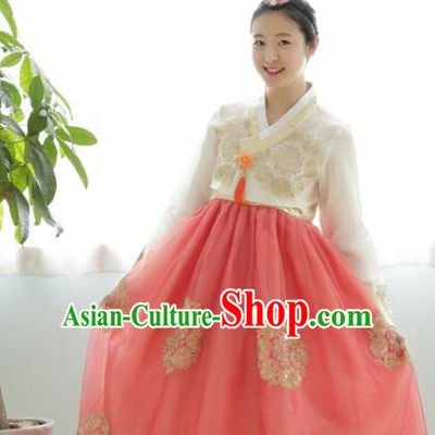 Korean Traditional Court Hanbok Garment White Blouse and Pink Dress Asian Korea Fashion Costume for Women