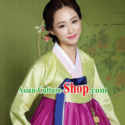 Korean Traditional Bride Court Hanbok Green Blouse and Purple Dress Garment Asian Korea Fashion Costume for Women