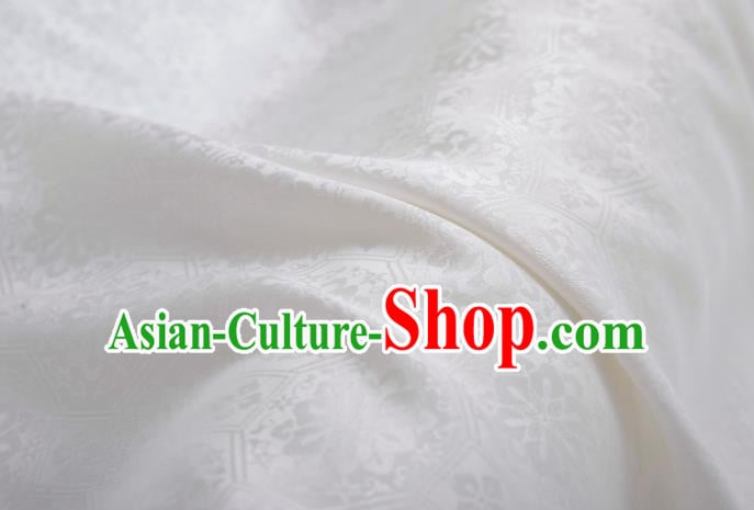 Chinese Classical Septaria Pattern Design White Mulberry Silk Fabric Asian Traditional Cheongsam Silk Material Chinese Classical Septaria Pattern Design White Mulberry Silk Fabric Asian Traditional Cheongsam Silk Material