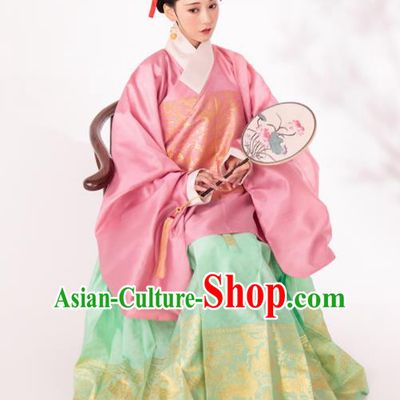 Traditional Chinese Ming Dynasty Royal Infanta Pink Blouse and Green Skirt Ancient Nobility Lady Historical Costumes for Women