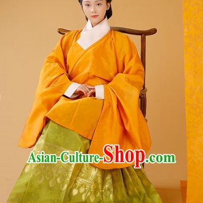 Traditional Chinese Court Orange Blouse and Skirt Ancient Ming Dynasty Countess Historical Costumes for Women