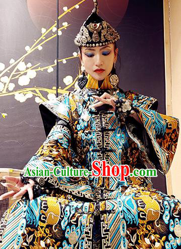 Chinese Traditional National Embroidered Coat Tang Suit Clothing for Women Chinese Traditional National Embroidered Coat Tang Suit Clothing for Women