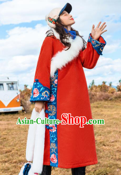 Chinese Traditional Embroidered Red Woolen Dust Coat National Overcoat Costumes for Women Chinese Traditional Embroidered Red Woolen Dust Coat National Overcoat Costumes for Women