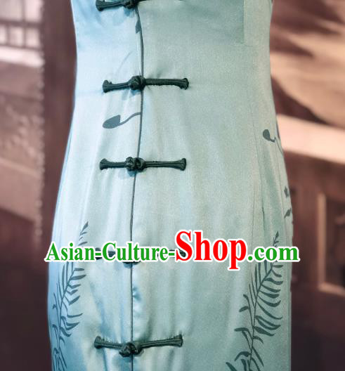 Chinese Traditional Green Silk Qipao Dress National Tang Suit Cheongsam Costumes for Women Chinese Traditional Green Silk Qipao Dress National Tang Suit Cheongsam Costumes for Women