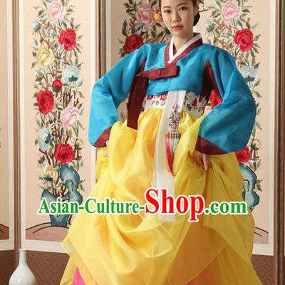 Korean Traditional Court Queen Hanbok Blue Blouse and Yellow Dress Garment Asian Korea Fashion Costume for Women