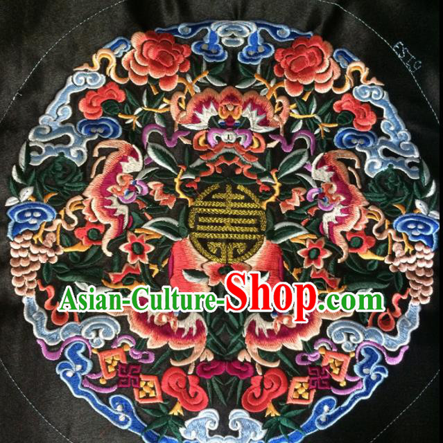 Chinese Traditional Embroidered Bats Black Round Applique Embroidery Patch Embroidery Craft Accessories Chinese Traditional Embroidered Bats Black Round Applique Embroidery Patch Embroidery Craft Accessories