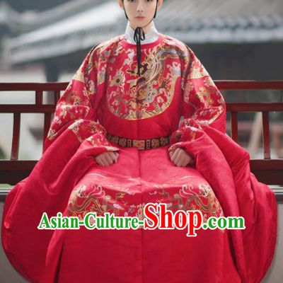 Chinese Traditional Ming Dynasty Bridegroom Wedding Red Hanfu Garment Ancient Emperor Costumes for Women