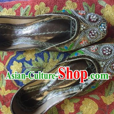 Asian India Traditional Embroidered Argent Crystal Shoes Indian Handmade Shoes for Women