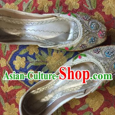 Asian India Traditional Embroidered Beige Crystal Shoes Indian Handmade Shoes for Women