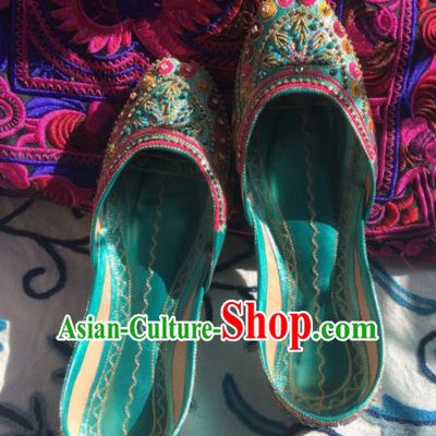 Asian India Traditional Embroidered Beads Green Leather Shoes Indian Handmade Shoes for Women